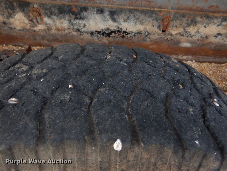 image for item FY9521 L-H creep feeder