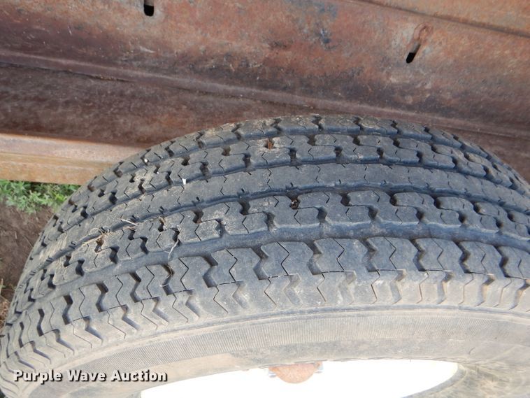 image for item FY9522 L-H creep feeder