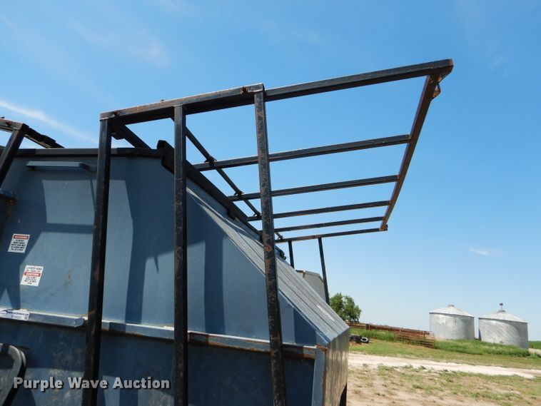 image for item FY9523 L-H creep feeder