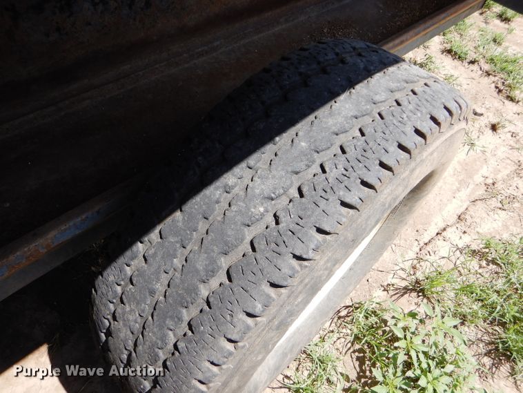 image for item FY9523 L-H creep feeder