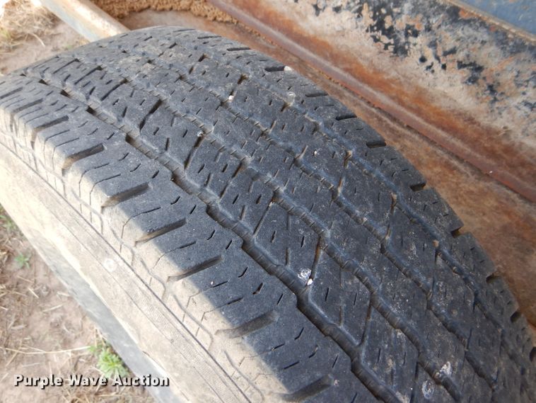 image for item FY9524 L-H creep feeder