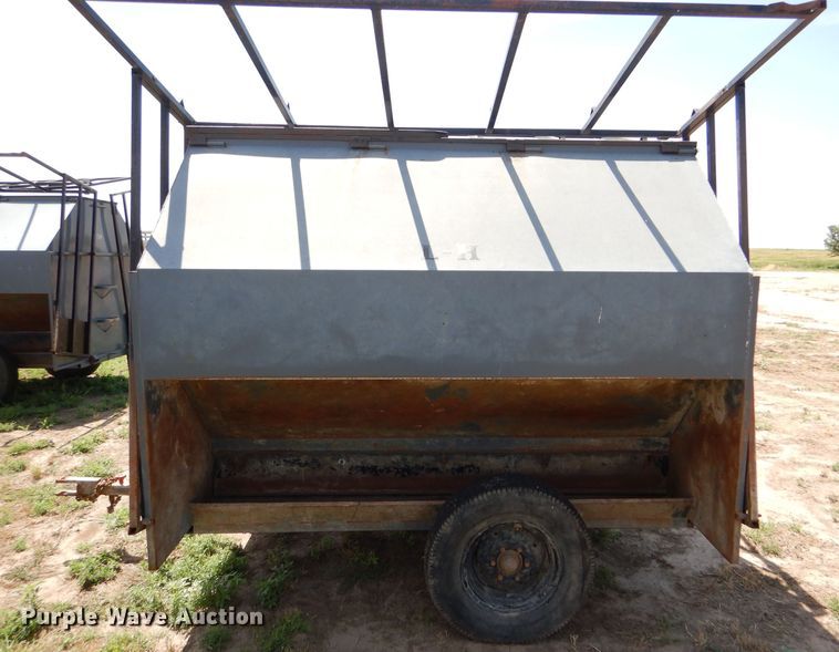 image for item FY9525 L-H creep feeder