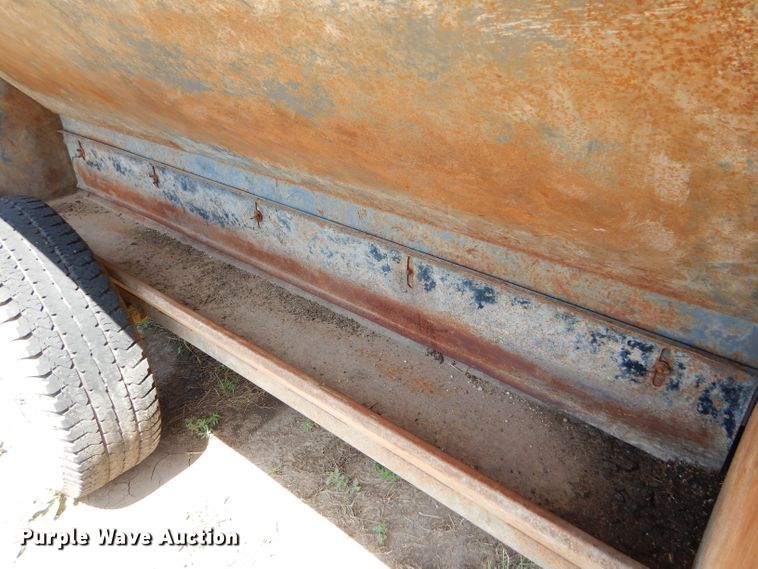 image for item FY9525 L-H creep feeder