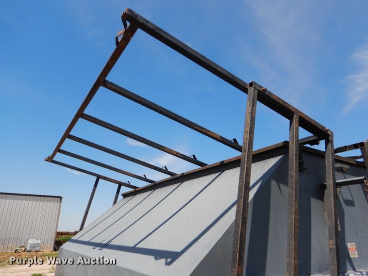 image for item FY9525 L-H creep feeder