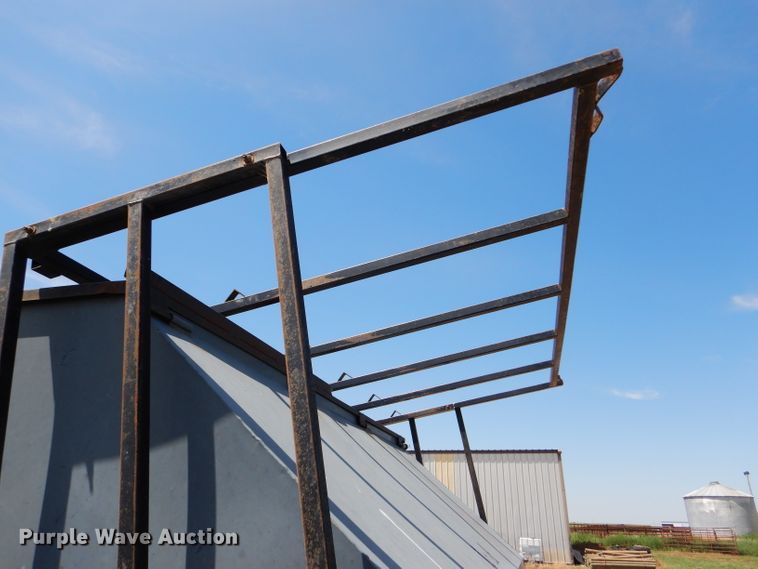 image for item FY9525 L-H creep feeder