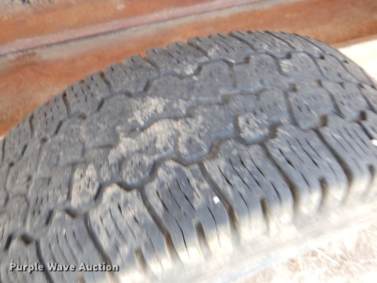 image for item FY9525 L-H creep feeder