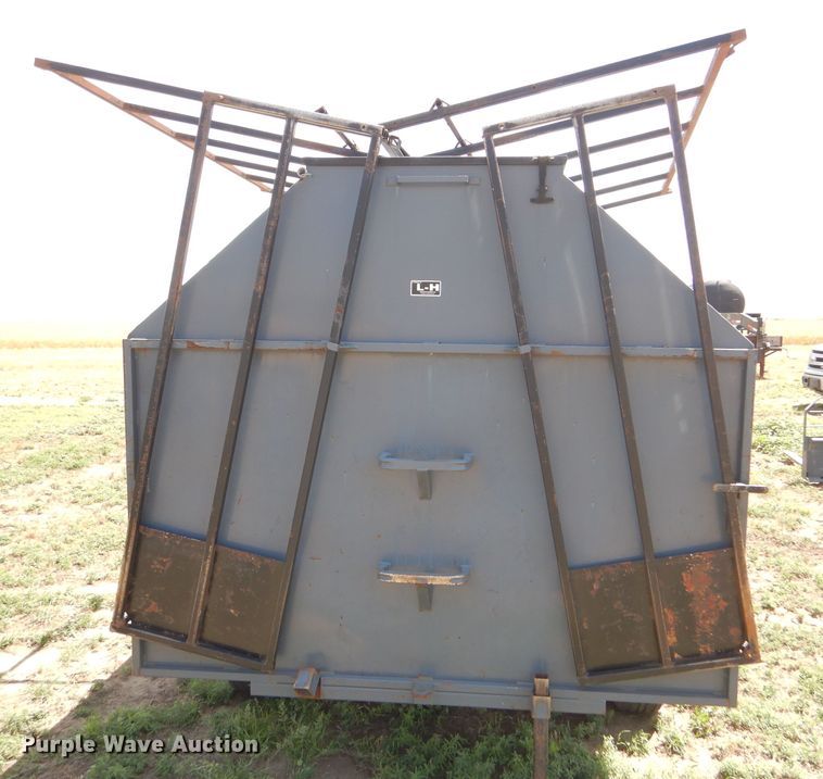 image for item FY9526 L-H creep feeder