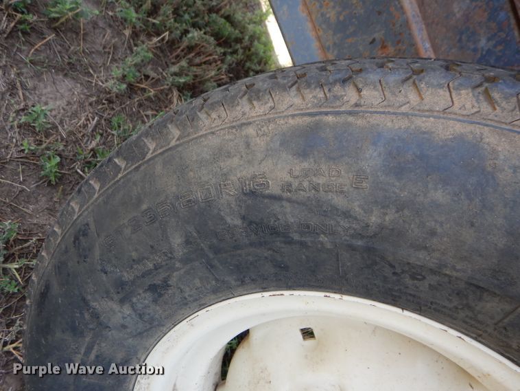 image for item FY9526 L-H creep feeder