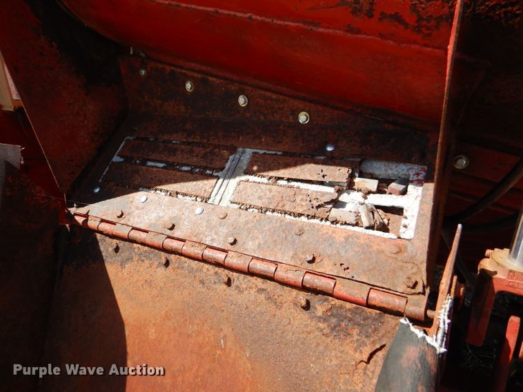 image for item FY9533 Schuler SRM262 feed mixer