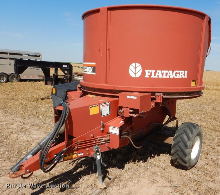 image for item FY9534 Hesston BP20 bale processor