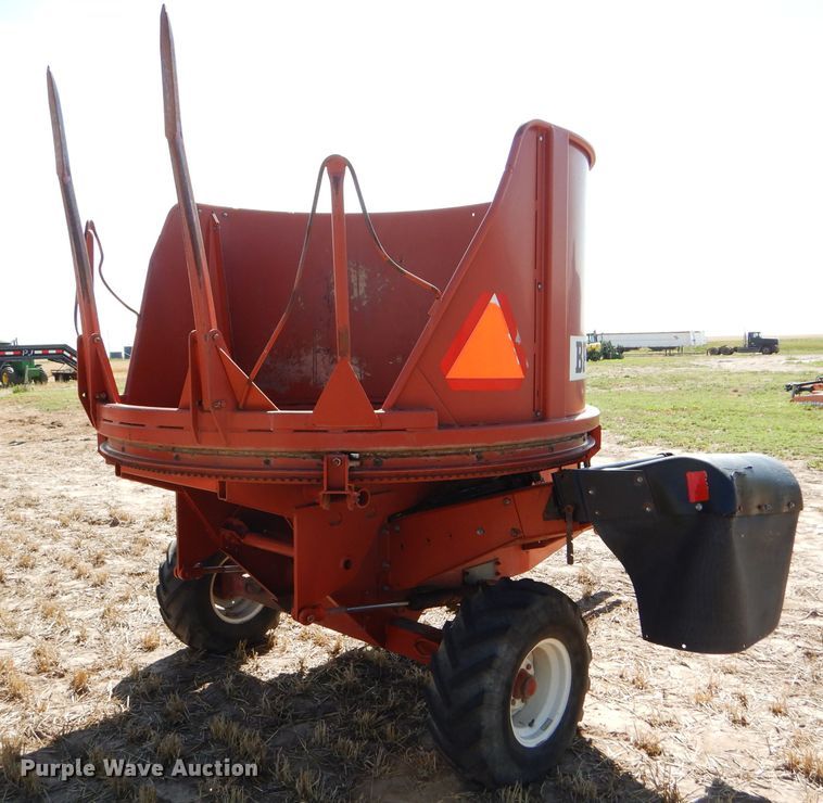 image for item FY9534 Hesston BP20 bale processor