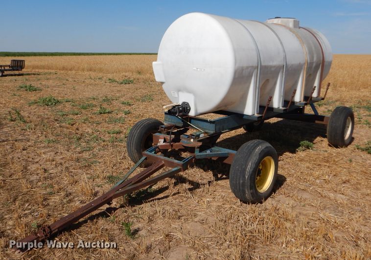 image for item FY9537 Nurse tank trailer