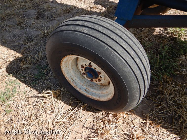 image for item FY9537 Nurse tank trailer