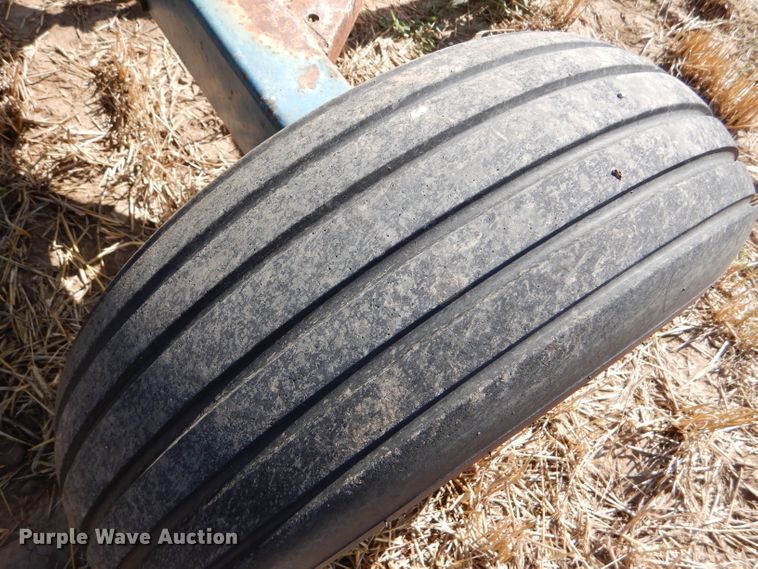 image for item FY9537 Nurse tank trailer