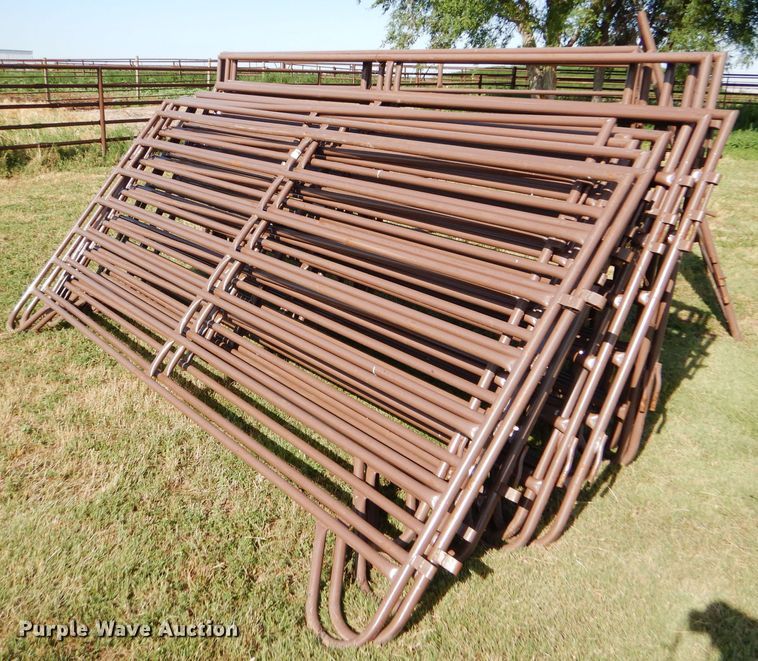 image for item FY9546 Approximately 20 Blattner livestock panels