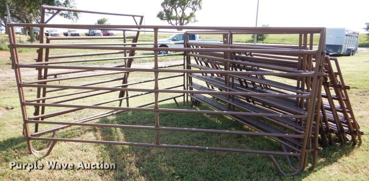 image for item FY9546 Approximately 20 Blattner livestock panels