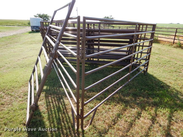image for item FY9546 Approximately 20 Blattner livestock panels