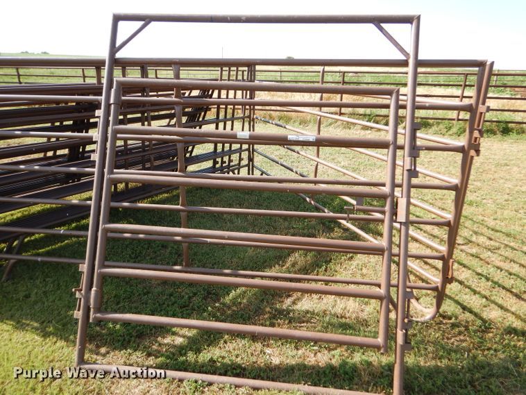 image for item FY9546 Approximately 20 Blattner livestock panels