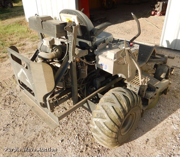 image for item FY9553 2012 Dixie Chopper Excalibur 33374 ZTR lawn mower