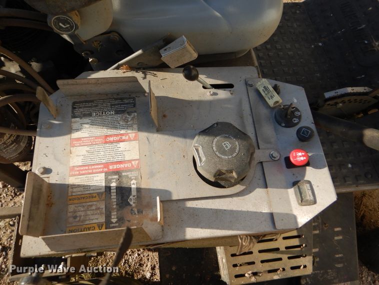 image for item FY9553 2012 Dixie Chopper Excalibur 33374 ZTR lawn mower