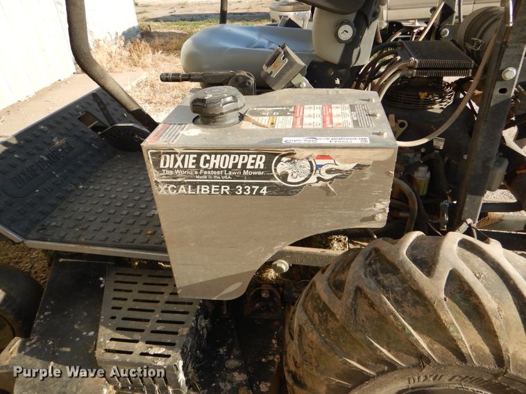 image for item FY9553 2012 Dixie Chopper Excalibur 33374 ZTR lawn mower