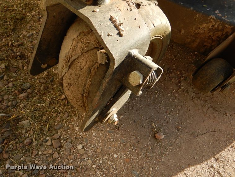 image for item FY9553 2012 Dixie Chopper Excalibur 33374 ZTR lawn mower