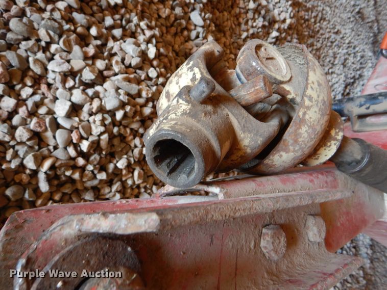 image for item FY9556 Gehl 115MX Mix-All feed mixer