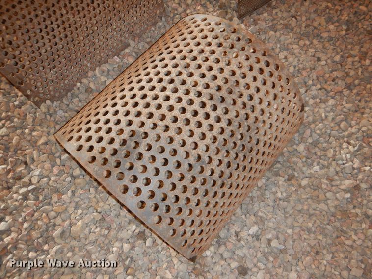 image for item FY9556 Gehl 115MX Mix-All feed mixer