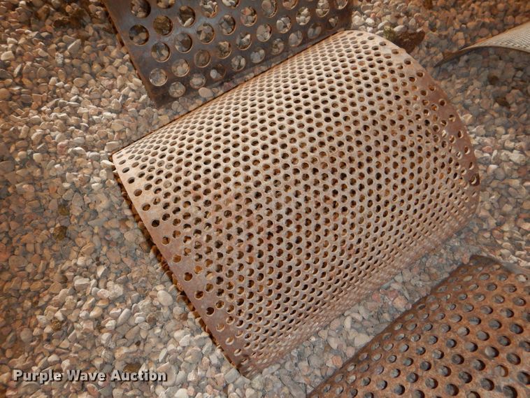 image for item FY9556 Gehl 115MX Mix-All feed mixer