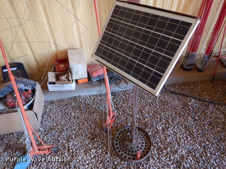 image for item FY9568 Approximately 12 electric fence chargers