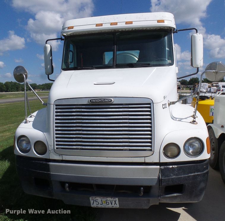 image for item DB2249 2000 Freightliner Century Class semi truck