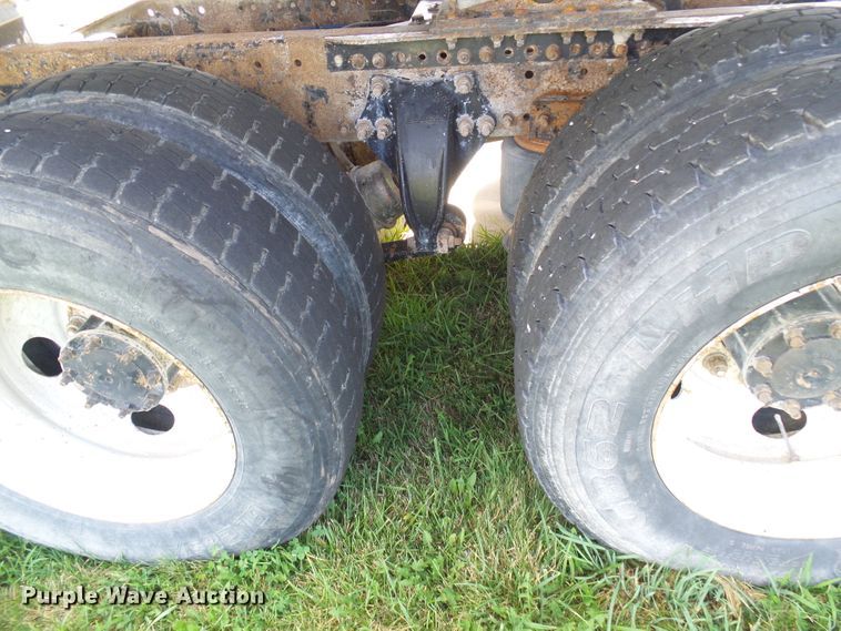 image for item DB2249 2000 Freightliner Century Class semi truck