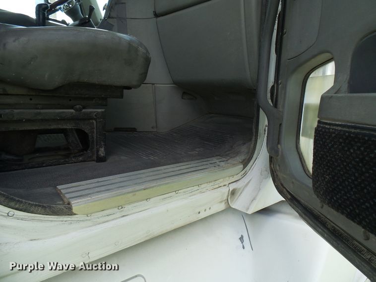 image for item DB2249 2000 Freightliner Century Class semi truck