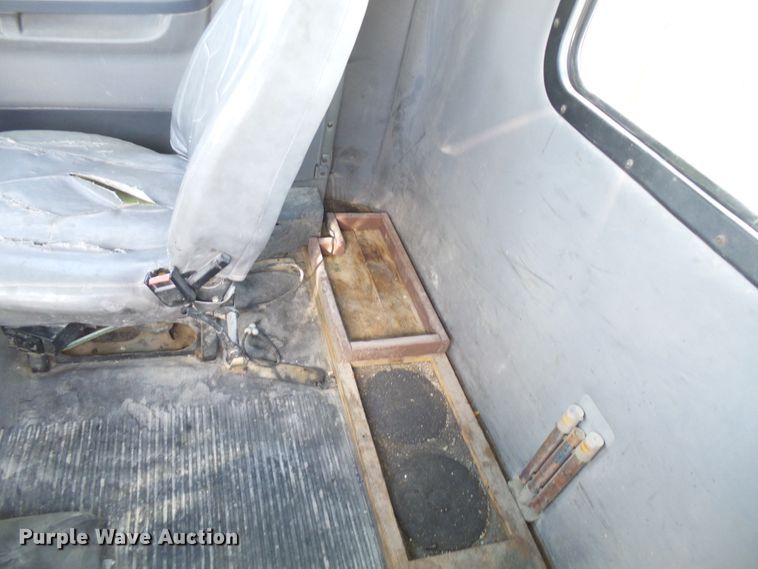 image for item DB2249 2000 Freightliner Century Class semi truck