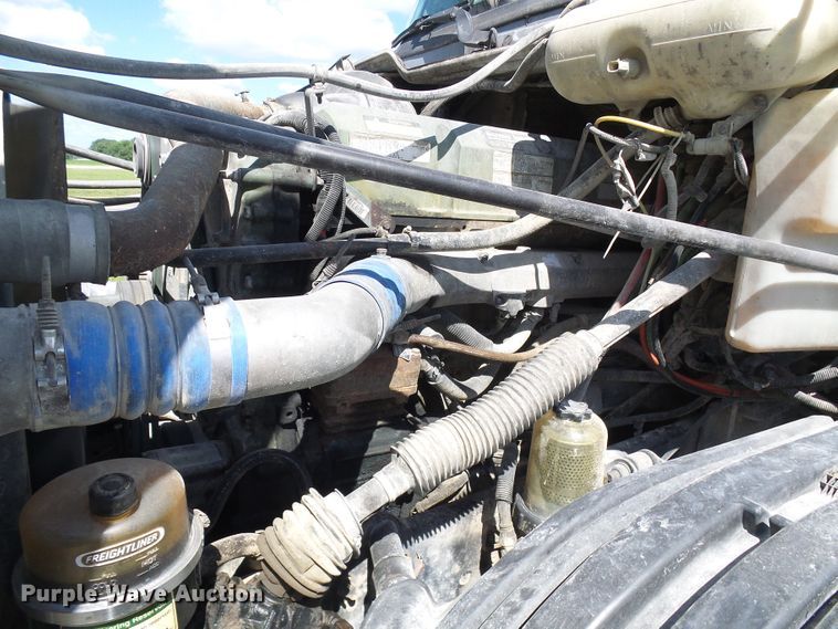 image for item DB2249 2000 Freightliner Century Class semi truck