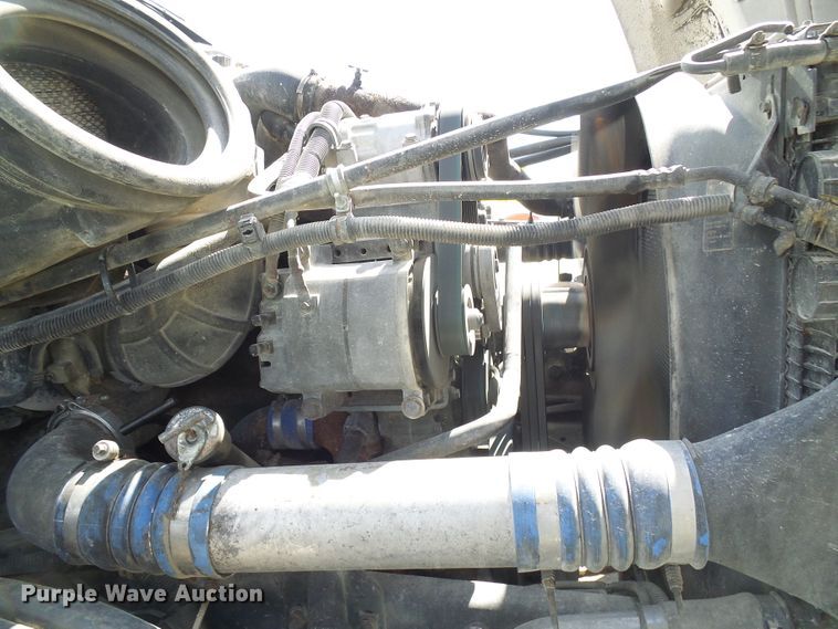 image for item DB2249 2000 Freightliner Century Class semi truck