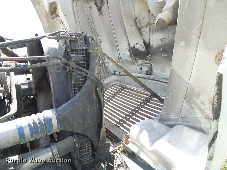 image for item DB2249 2000 Freightliner Century Class semi truck