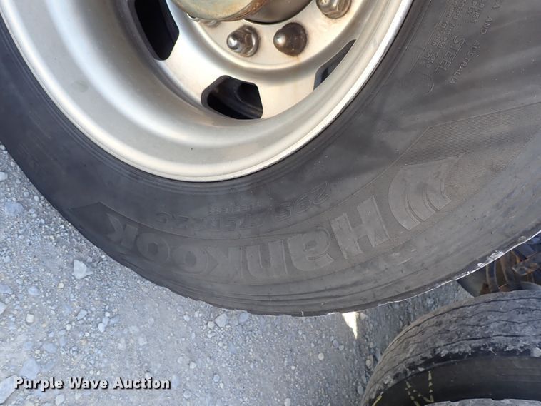 image for item DE5470 2012 Kenworth T660 semi truck