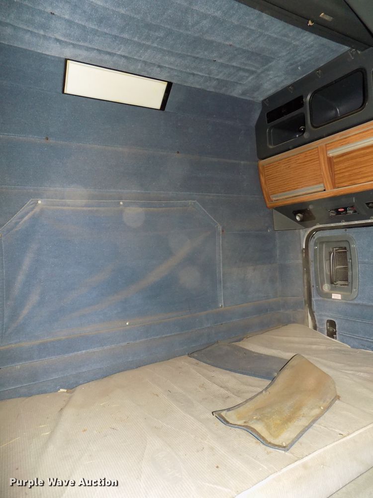 image for item DE7745 Truck Parts