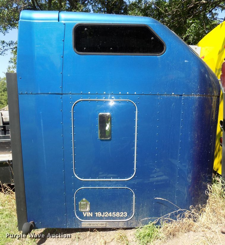 image for item DE7745 Truck Parts