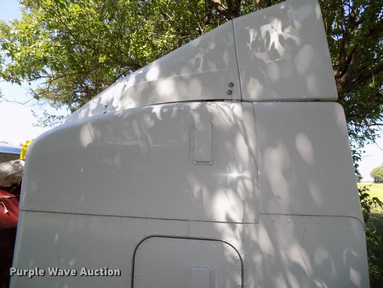 image for item DE7745 Truck Parts