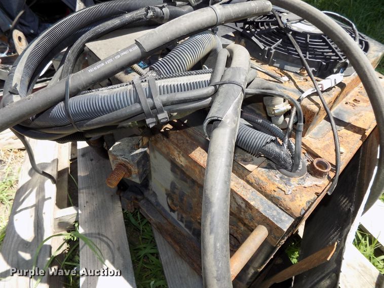 image for item DE7745 Truck Parts