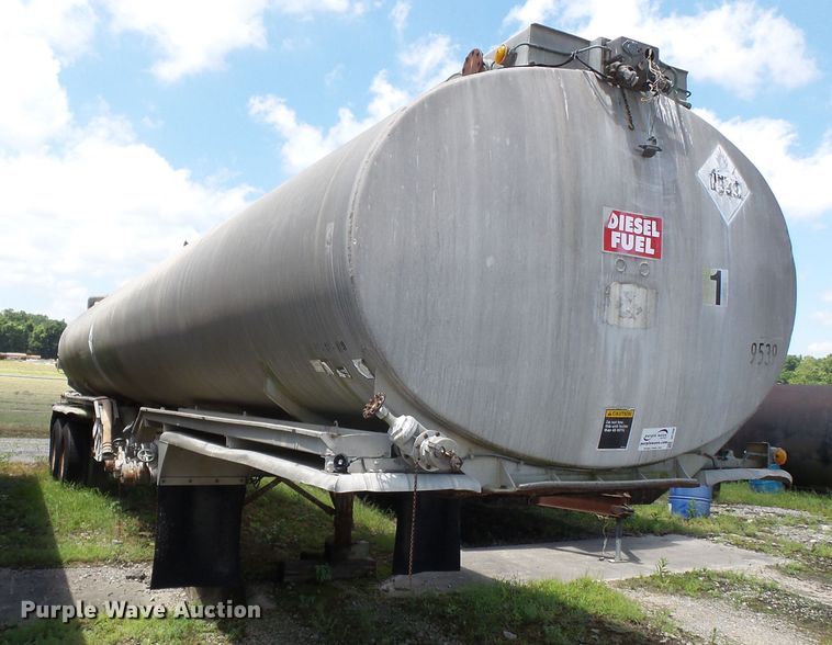 image for item DE7896 1973 Pennco 5454-H32 tank trailer