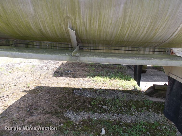 image for item DE7896 1973 Pennco 5454-H32 tank trailer