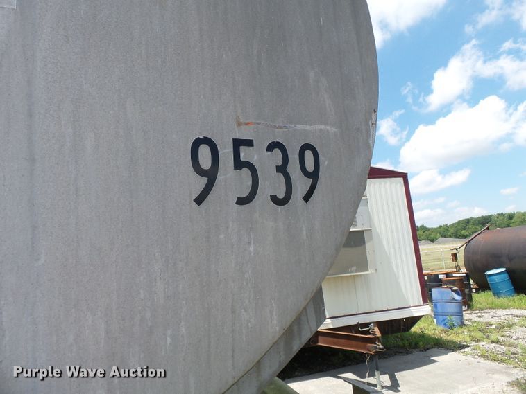 image for item DE7896 1973 Pennco 5454-H32 tank trailer