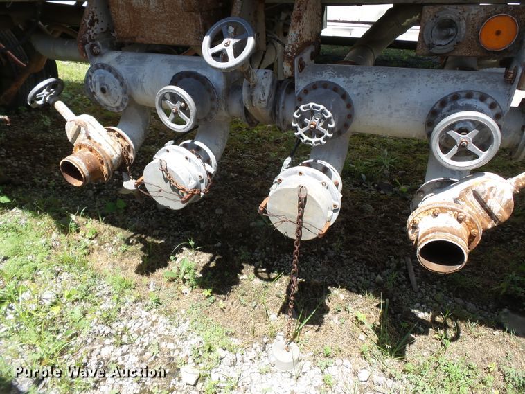 image for item DE7896 1973 Pennco 5454-H32 tank trailer