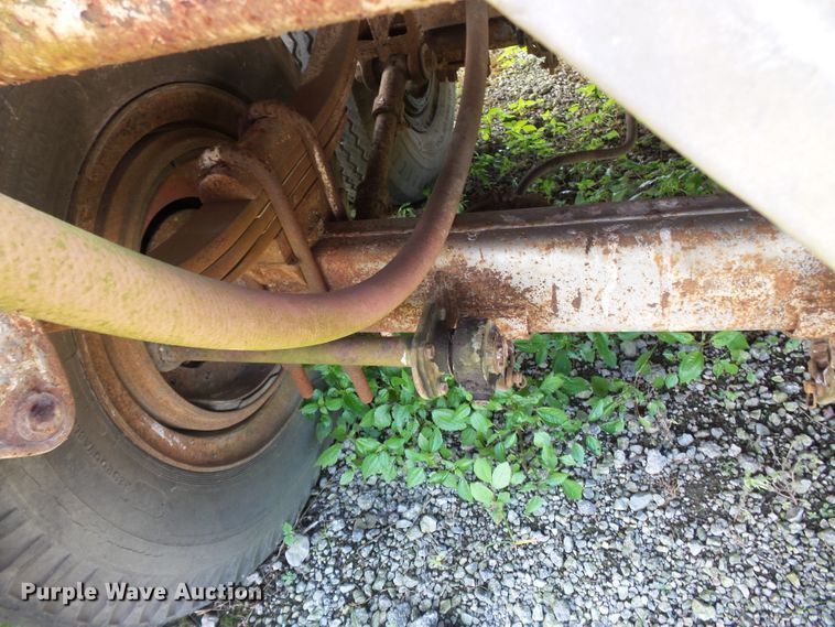 image for item DE7896 1973 Pennco 5454-H32 tank trailer