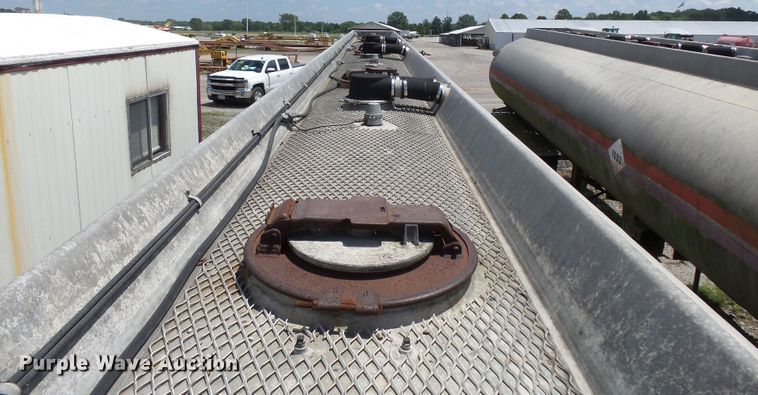 image for item DE7896 1973 Pennco 5454-H32 tank trailer