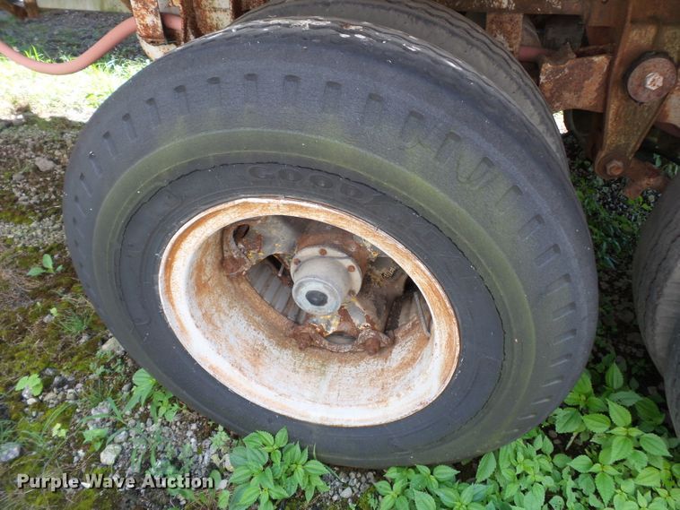 image for item DE7896 1973 Pennco 5454-H32 tank trailer