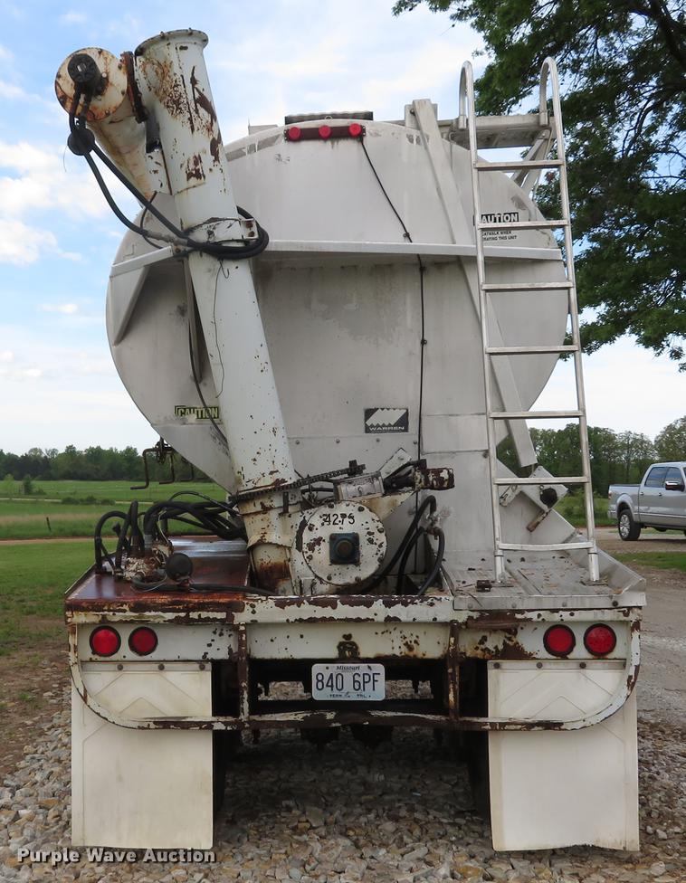 image for item DE8045 1997 Warren AT-36-SER9 feed delivery trailer